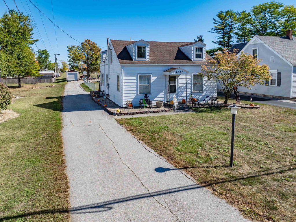 Photo of 4602 N State Road 101, Woodburn, IN 46797 (MLS # 202542320)