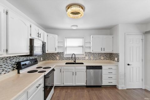 Tiny photo for 8809 Eventer Trail, Fort Wayne, IN 46825 (MLS # 202615929)