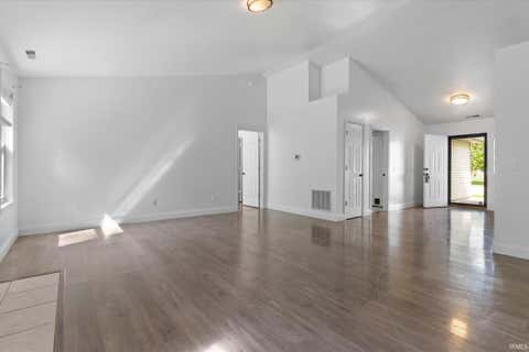 Tiny photo for 8809 Eventer Trail, Fort Wayne, IN 46825 (MLS # 202615929)