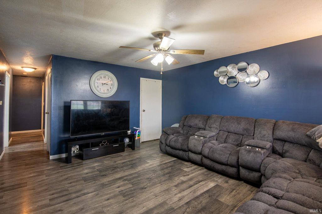 Photo of 1212 Union Street, Mishawaka, IN 46544 (MLS # 202615221)