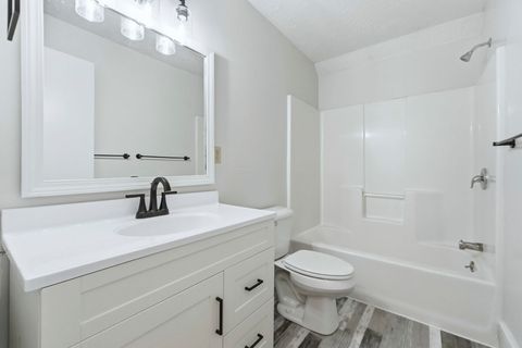 Tiny photo for 335 Lane 230 Jimmerson Lake Lk, Angola, IN 46703 (MLS # 202603077)