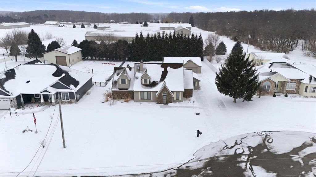 Photo of 335 Lane 230 Jimmerson Lake Lk, Angola, IN 46703 (MLS # 202603077)