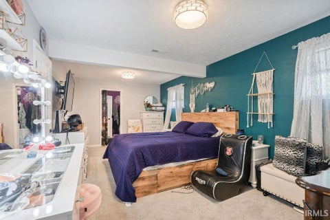 Tiny photo for 513 BRIAR Court, Kokomo, IN 46901 (MLS # 202636351)