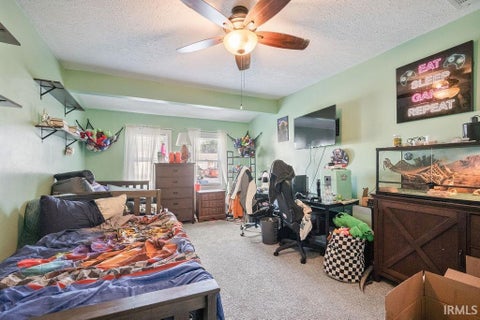 Tiny photo for 513 BRIAR Court, Kokomo, IN 46901 (MLS # 202636351)