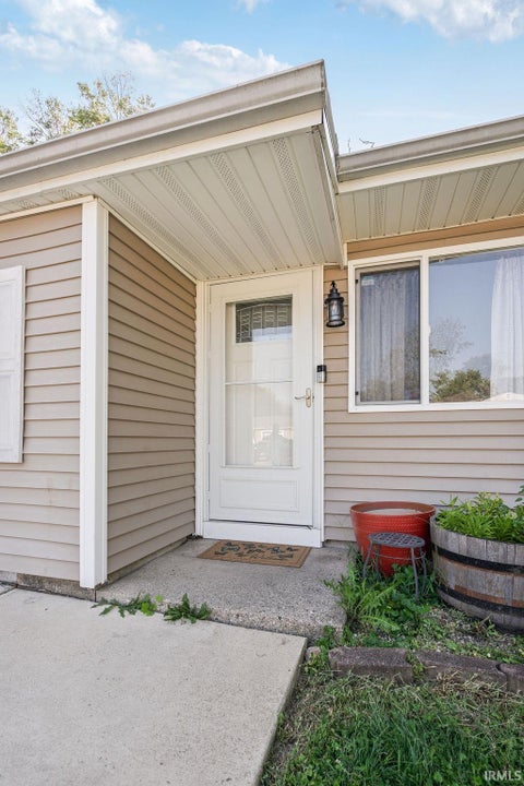 Tiny photo for 513 BRIAR Court, Kokomo, IN 46901 (MLS # 202636351)