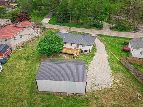 Tiny photo for 5233 State Route 261 Highway, Newburgh, IN 47630 (MLS # 202604197)