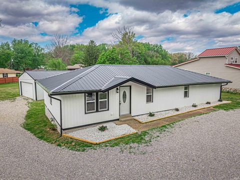 Photo of 5233 State Route 261 Highway, Newburgh, IN 47630 (MLS # 202604197)