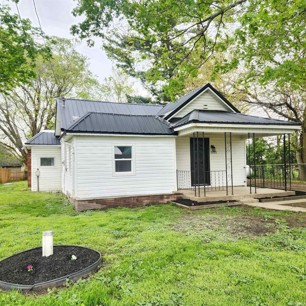 Photo of 3722 W Wolf Lake Street, Wolf Lake, IN 46796 (MLS # 202617526)