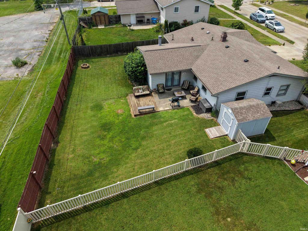 Photo of 1621 Saint Louis Avenue, Fort Wayne, IN 46819 (MLS # 202630311)