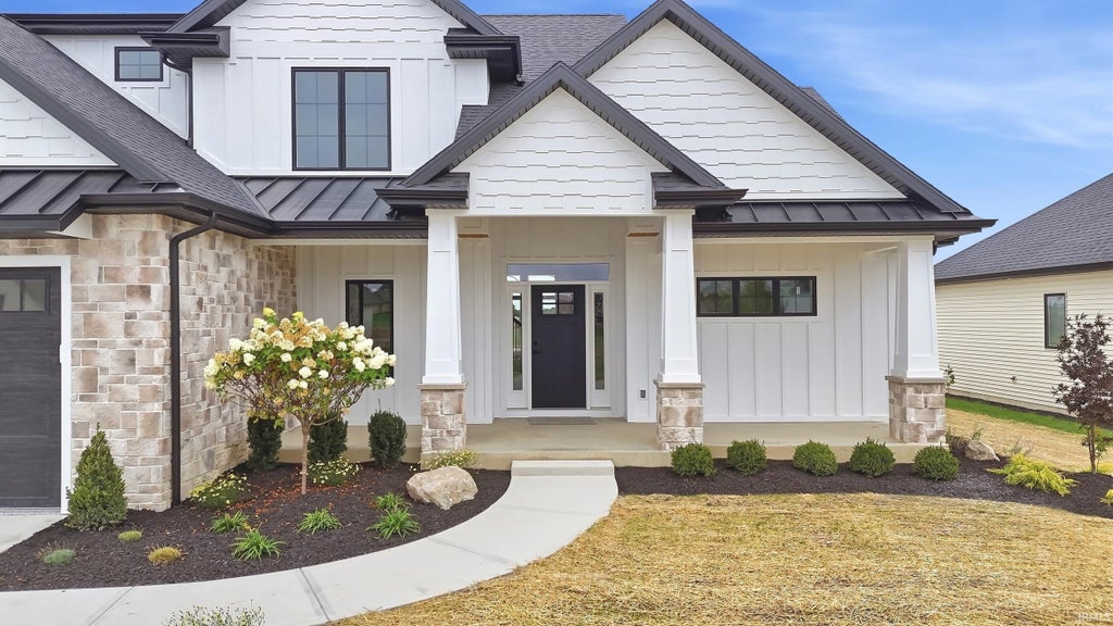 Photo of 11284 Kola Crossover, Fort Wayne, IN 46814 (MLS # 202639891)