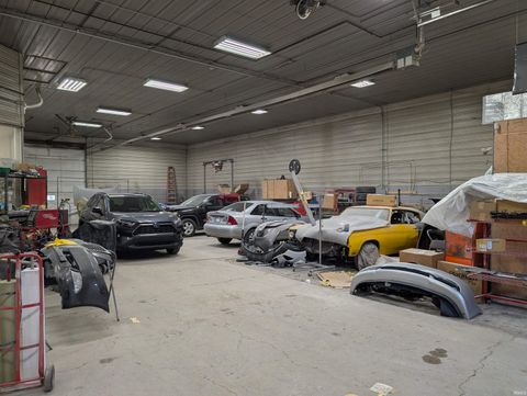 Tiny photo for 721 E Boulevard, Kokomo, IN 46902 (MLS # 202611802)