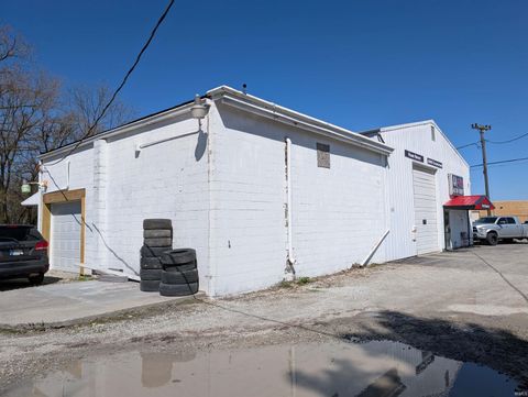 Tiny photo for 721 E Boulevard, Kokomo, IN 46902 (MLS # 202611802)