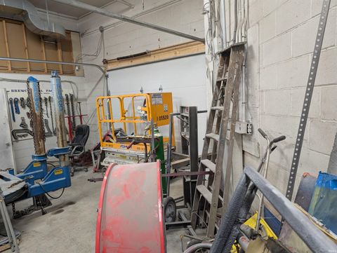 Tiny photo for 721 E Boulevard, Kokomo, IN 46902 (MLS # 202611802)