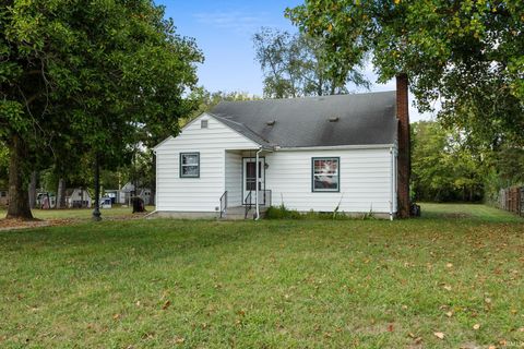 Photo of 4038 E 450 N, Lafayette, IN 47905 (MLS # 202540439)