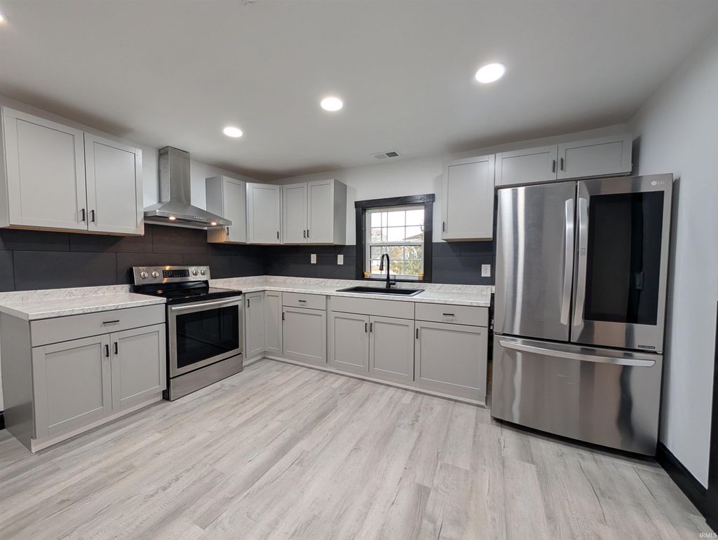 Photo of 307 W Giltner Street, Oaktown, IN 47561 (MLS # 202546668)