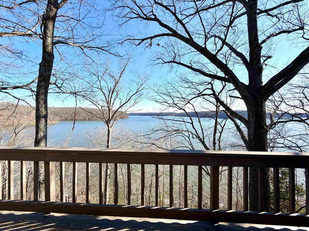 Photo of 2072 E Waters Edge Drive #15, Bloomington, IN 47401 (MLS # 202610055)