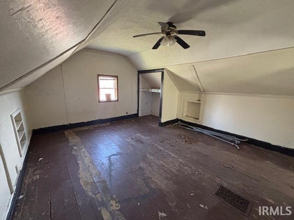 Photo of 506 S Howard Street, Oxford, IN 47971 (MLS # 202613527)