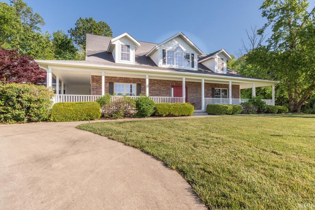 Photo of 5008 S Iron Gate Trail, Bloomington, IN 47403 (MLS # 202608136)