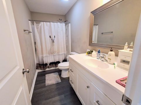 Tiny photo for 405 Ariel Drive, Kokomo, IN 46901 (MLS # 202518986)