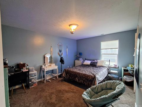 Tiny photo for 405 Ariel Drive, Kokomo, IN 46901 (MLS # 202518986)