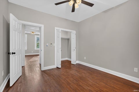 Tiny photo for 425 S 4th Street, Vincennes, IN 47591 (MLS # 202636879)