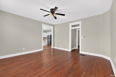 Tiny photo for 425 S 4th Street, Vincennes, IN 47591 (MLS # 202636879)