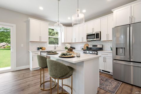 Tiny photo for 32811 Nature View Drive, New Carlisle, IN 46552 (MLS # 202624696)