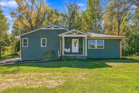 Tiny photo for 605 E St Rd 124 Highway, Wabash, IN 46992 (MLS # 202643610)