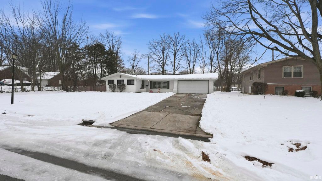 Photo of 5002 Christofer Lane, Fort Wayne, IN 46806 (MLS # 202547476)