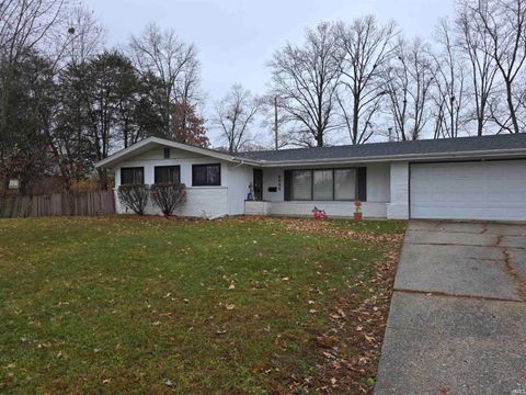 Photo of 5002 Christofer Lane, Fort Wayne, IN 46806 (MLS # 202547476)