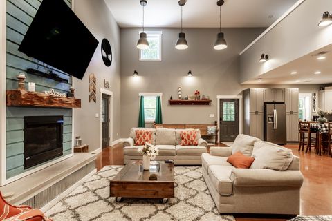 Tiny photo for 8775 S State Road 446 Highway, Bloomington, IN 47401 (MLS # 202626252)