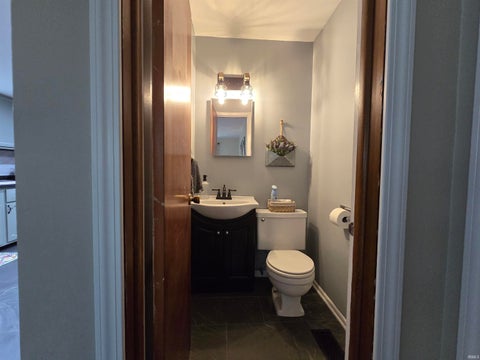 Tiny photo for 4179 E 400 SOUTH, Kokomo, IN 46902 (MLS # 202642928)