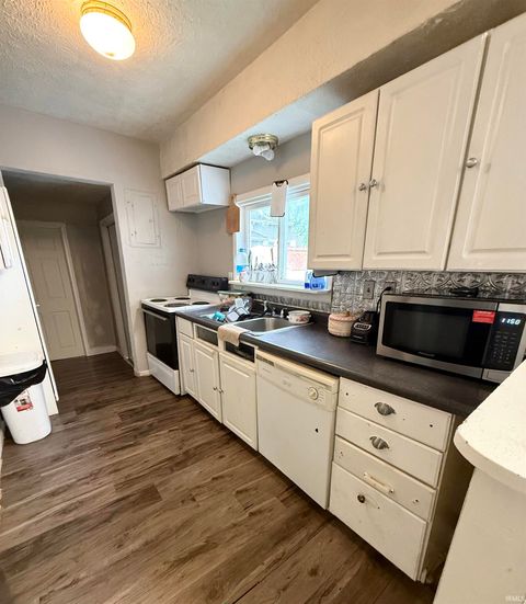 Tiny photo for 608 W Madison Street, Kokomo, IN 46901 (MLS # 202615039)