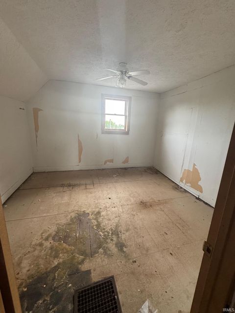 Tiny photo for 309 Loveland Avenue, Peru, IN 46970 (MLS # 202517374)