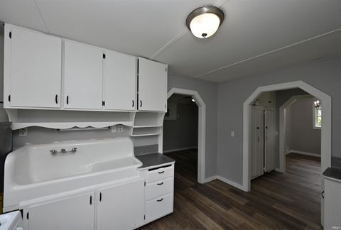 Tiny photo for 319 W 13Th Street, Winamac, IN 46996 (MLS # 202622589)