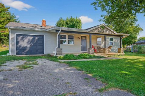 Photo of 3042 N County Road 450 E, Logansport, IN 46947 (MLS # 202537736)