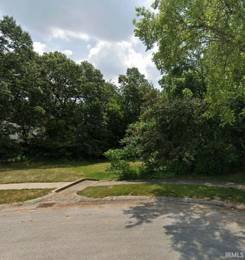 Photo of 0 Hunter Run Circle, South Bend, IN 46628 (MLS # 202613275)