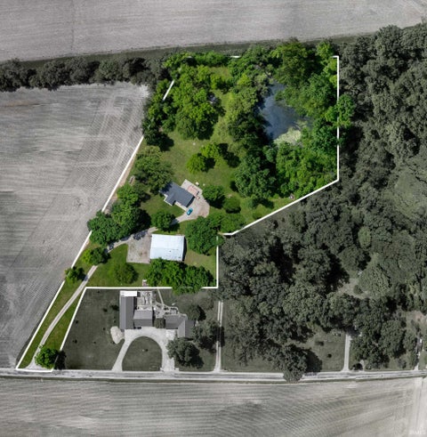 Tiny photo for 2070 W 200 S Road, Hartford City, IN 47348 (MLS # 202621908)