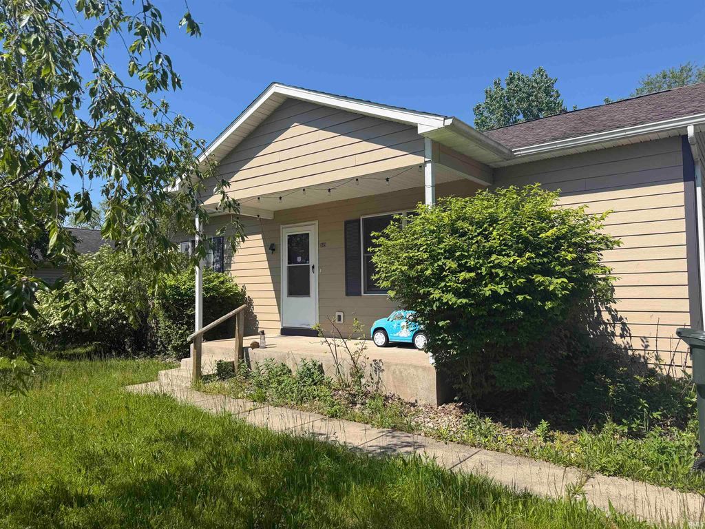 Photo of 1849 N Meade Street, South Bend, IN 46628 (MLS # 202620099)