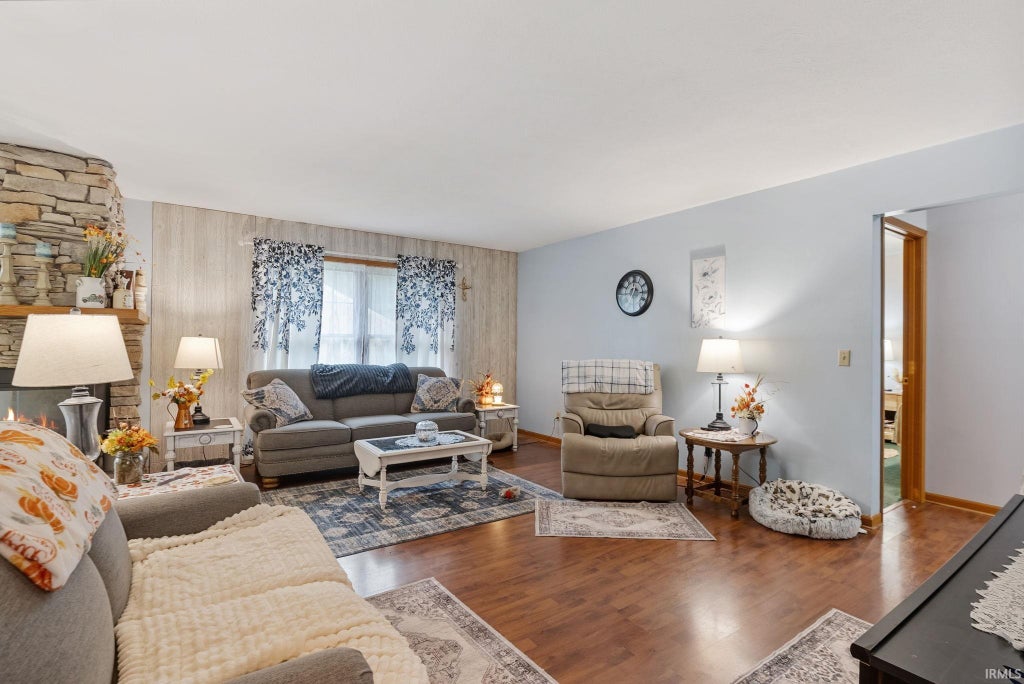 Photo of 125 Kincaid Street, Warsaw, IN 46580 (MLS # 202639341)