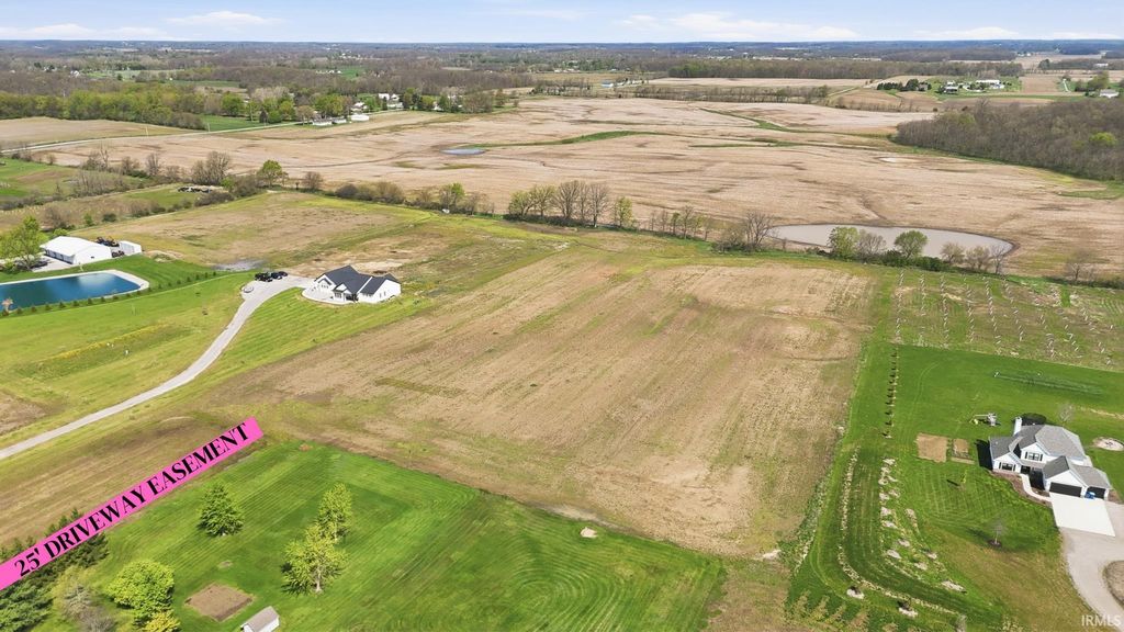 Photo of 8A Bryie Road, Churubusco, IN 46723 (MLS # 202614796)