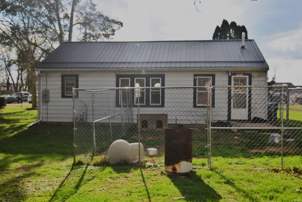 Photo of 265 N Washington Street, Urbana, IN 46990 (MLS # 202611851)