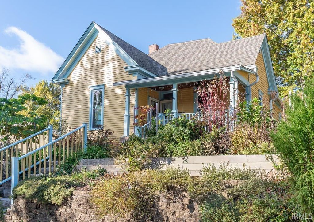 Photo of 1112 S Madison Street, Bloomington, IN 47403 (MLS # 202543564)