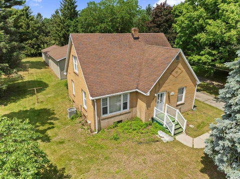 Tiny photo for 3401 Pleasant Plain Avenue, Elkhart, IN 46517 (MLS # 202630405)