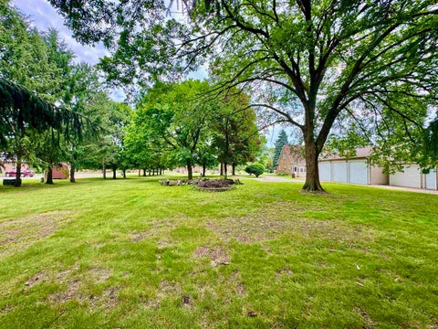 Tiny photo for 3401 Pleasant Plain Avenue, Elkhart, IN 46517 (MLS # 202630405)