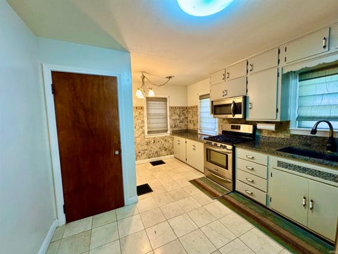 Tiny photo for 3401 Pleasant Plain Avenue, Elkhart, IN 46517 (MLS # 202630405)
