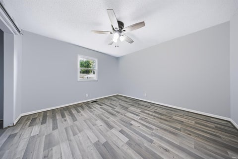 Tiny photo for 7601 E Gum Street, Evansville, IN 47715 (MLS # 202632191)