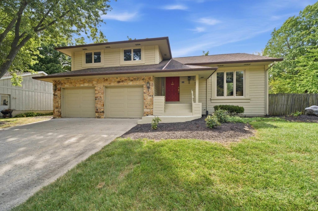 Photo of 213 Cedar Hollow Court, West Lafayette, IN 47906 (MLS # 202638277)