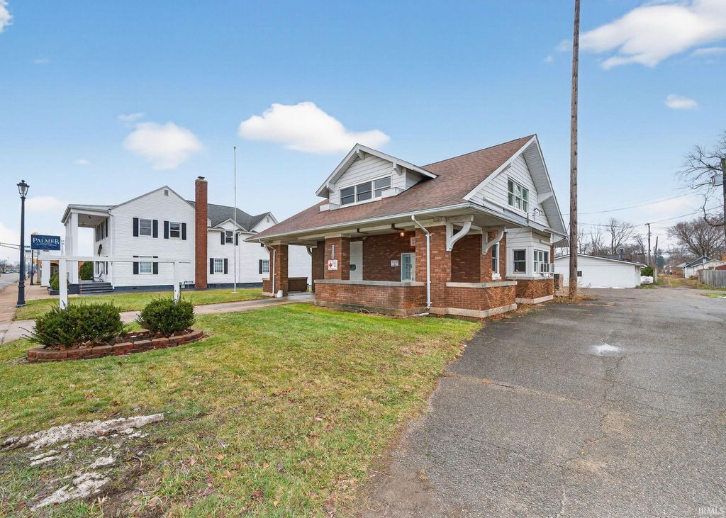 Photo of 2520 Mishawaka Avenue, South Bend, IN 46615 (MLS # 202600870)