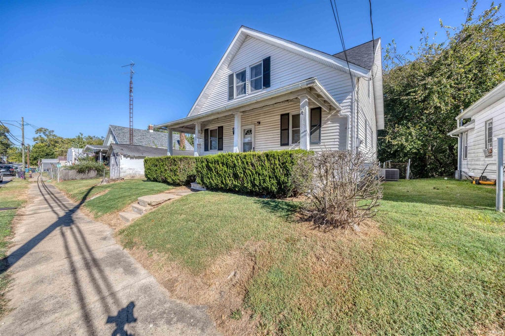 Photo of 727 St Louis Avenue, Cannelton, IN 47520 (MLS # 202641520)